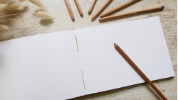 Carnet de croquis A5 fait main — Reliure copte, papier lokta | L'Atelier Reliure