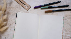 Bullet journal A5 fait main — Carnet à points, papier japonais & toile | L'Atelier Reliure