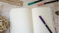 Bullet journal A5 fait main — Carnet à points, papier japonais & toile | L'Atelier Reliure