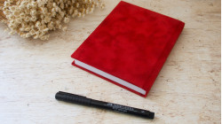 Carnet de notes pages blanches unies - Simili cuir velours rouge