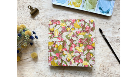 Carnet aquarelle carré 15x15 Fabriano Artistico couverture en papier japonais vert jaune rose