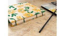 Carnet d'aquarelle carré 15 x 15 cm fait main - Fleurs jaunes