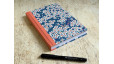 Carnet de notes A5 Fleurs de cerisier en papier japonais bleu – collection Yūwa – carnet artisanal fait main.