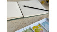 Carnet aquarelle Découverte 5 papiers carré - Testez les marques - Couverture en papier japonais bleu canard | L'atelier Reliure