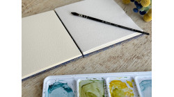 Carnet aquarelle Découverte 5 papiers carré - Testez les marques - Couverture en papier japonais bleu nuit | L'atelier Reliure