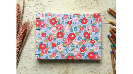 Carnet de croquis A5 paysage reliure copte fait main Camélias lavande