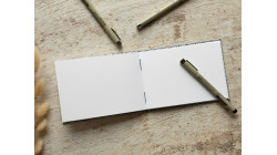 Carnet de croquis A6 fait main — Reliure copte, papier japonais | L'Atelier Reliure