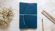 Carnet d'écriture relié à la main format A5 couverture en liège Bleu foncé
